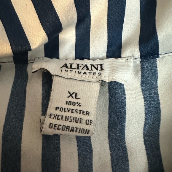 Alfani Satin Notch Collar Pajama Set Candy Cane Size XL - Picture 5 of 14